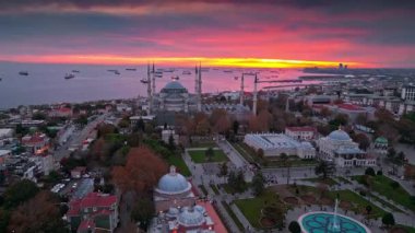 İstanbul şehrinin hava manzarası, hindi