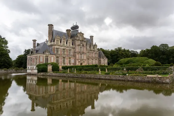 Fransa, Normandiya 'daki Beaumesnil Şatosu.