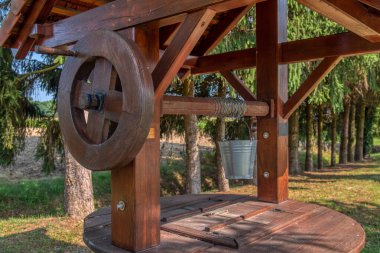 Kova ve içme suyu ile taşralı kuyu, Radenci, Slovenya