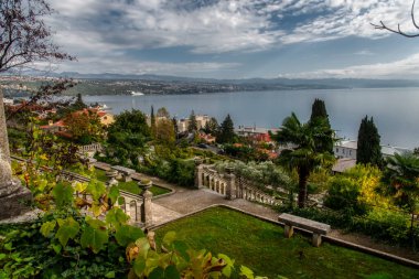 Hırvatistan 'ın Opatija kentindeki American Gardens parkının en iyi manzarası