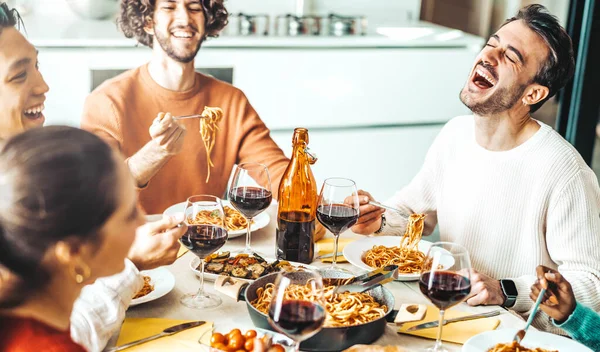 Cheerful Young People Having Lunch Break Smiling Together Life Style — Stock Photo, Image