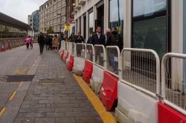 Londra / İngiltere; 07 Kasım 2023: Farringdon Road for Emergency Gas Works 'ün Acil Kapanışı