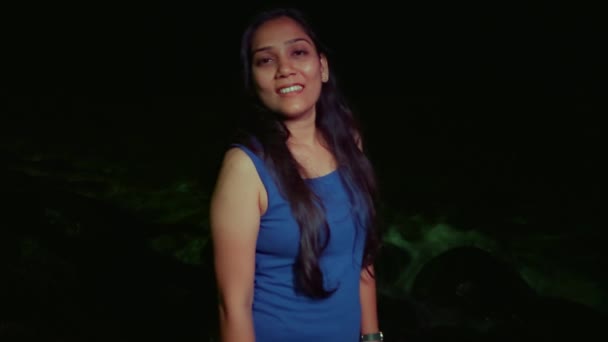 Smiling Woman Blue Dress Standing Posing Talking Beach Night Ocean — Stock Video