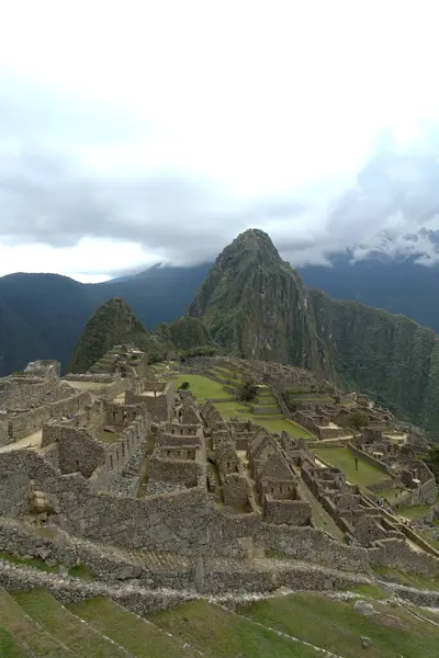 machu picchu, peru - 16 Eylül 2023: Picchu 'nun antik kalıntıları