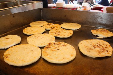 Panayırda Popusas Pişirme