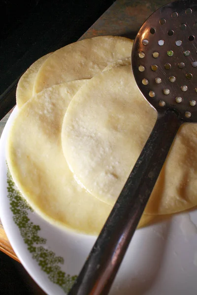 Enchiladas için yağlı tortilla