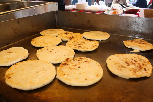 Panayırda Popusas Pişirme