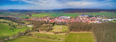 Güney Harz 'ın ve Thüringen Almanya' nın Grossbodungen köyünün güzel manzarası