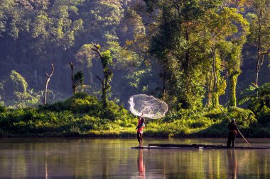 Situ Gunung, Gunung Pangrango Köyü, Kadudampit Bölgesi, Sukabumi Regency, Batı Java Endonezya 'daki Gede Pangrango Ulusal Parkı' nda bulunmaktadır. 24 05 2023