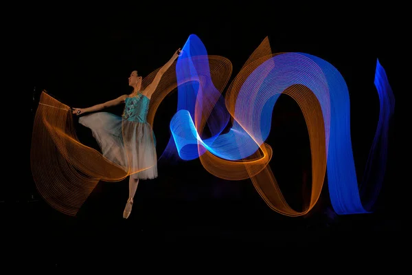 Vacker Ballerina Dansa Med Ljus Jakarta Indonesien Skott Flera Ljus — Stockfoto