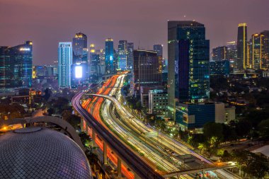 Jakarta resmi olarak Endonezya 'nın başkenti olan Jakarta' nın başkentidir. Jakarta, Endonezya 'nın ekonomi, kültür ve siyasetinin merkezidir. 27 08 2024