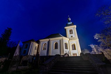 Polonya 'nın Sosozov köyündeki Kutsal Üçlü Kilisesi.