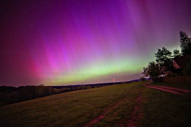 Çek Cumhuriyeti üzerinde güzel bir aurora