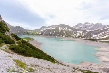 Muhteşem göl ve göl manzarası, pirin dağı, bulgarya