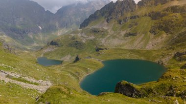 Karpatlar 'daki Dağ Gölü