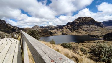 Cuenca Ekvador 'daki El Cajas Ulusal Parkı, ana göl