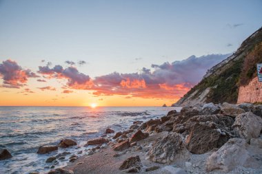 İtalya 'daki Portonovo' nun havadan görünüşü