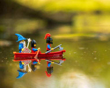 Lego şövalyelerinin minyatür görüntüsü