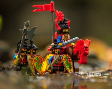 Lego şövalyelerinin minyatür görüntüsü