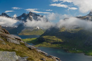 Kuzey Norveç 'teki Moskenesoya Adası manzarası