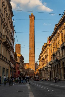 Bologna şehrinin mimari manzarası