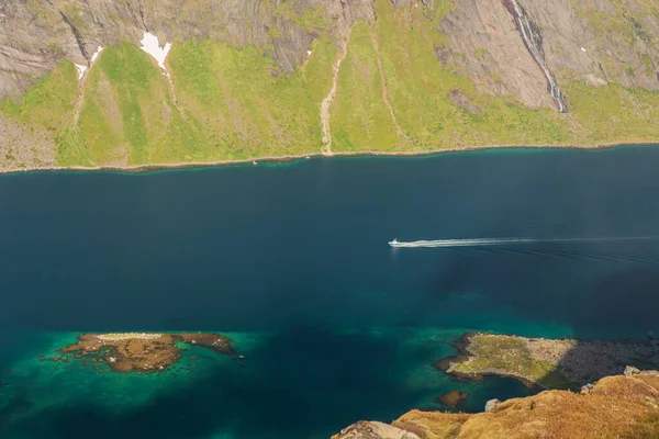 Kuzey Norveç 'teki Moskenesoya Adası manzarası