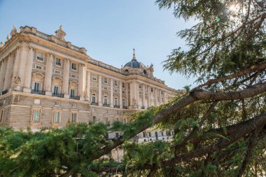 Royal Palace of Madrid görünümünü
