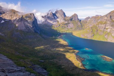 Kuzey Norveç 'teki Moskenesoya Adası manzarası