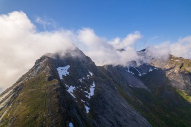 Kuzey Norveç 'teki Moskenesoya Adası manzarası