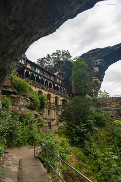 Вид на чешскую брану