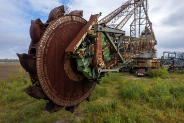 Almanya 'da terk edilmiş kazıcı