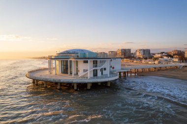 Senigallia 'daki İtalyan sahili manzarası