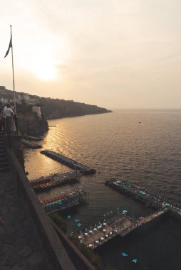 Sorrento 'daki İtalyan sahili manzarası