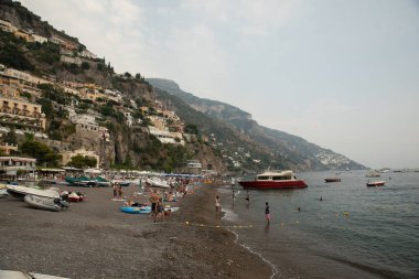 Positano 'daki İtalyan sahili manzarası
