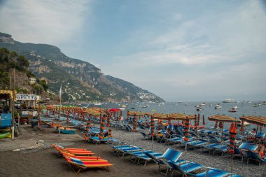 Positano 'daki İtalyan sahili manzarası