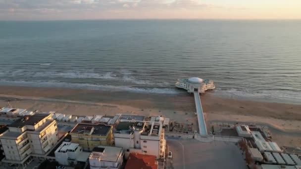 セニガリアの町のイタリアの海岸の景色 — ストック動画