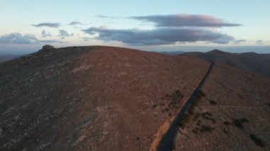 İspanya 'da Fuerteventura' daki dağların havadan görünüşü