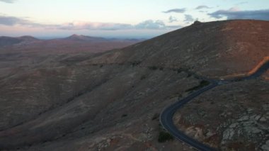 İspanya 'da Fuerteventura' daki dağların havadan görünüşü