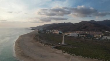 Morro Jable 'daki Fuerteventura kıyılarının havadan görüntüsü