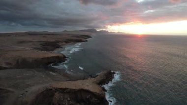 La Pared 'deki Fuerteventura kıyılarının havadan görüntüsü
