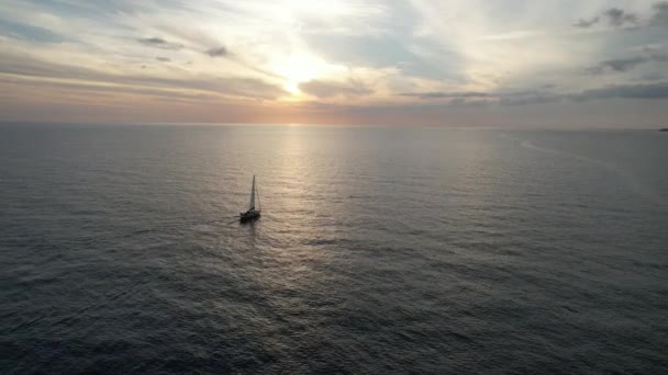 大西洋上帆船的航景 — 图库视频影像