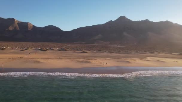 Luchtfoto Van Cofete Strand Bij Fuerteventura — Stockvideo