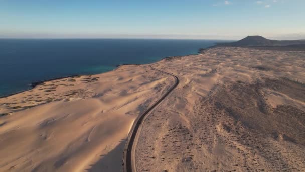 Luchtfoto Van Duinen Bij Fuerteventura — Stockvideo