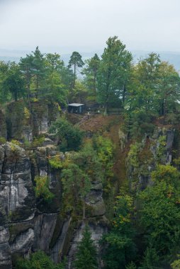 Almanya 'da Sakson İsviçre Parkı' ndaki Bastei manzarası