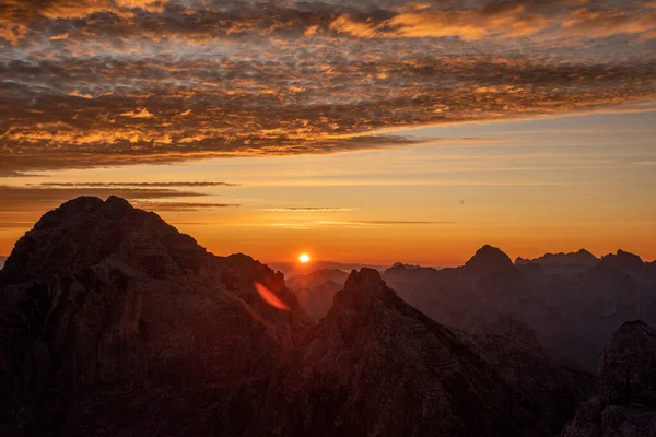 Julian Alpleri 'nin İtalyanca bölümünde Foronon del Buinz' in tepesinden görüntüle