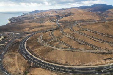 Adanın kuzeyindeki Fuerteventura kıyılarının havadan görüntüsü