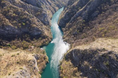 Kuzey Makedonya 'daki Matka Kanyonu' nun hava manzarası