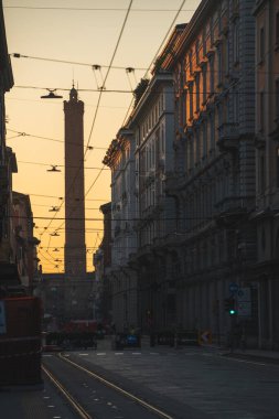 Bologna Caddesi 'nin sabah manzarası