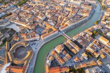 İtalyan kasabası Senigallia 'nın havadan görünüşü
