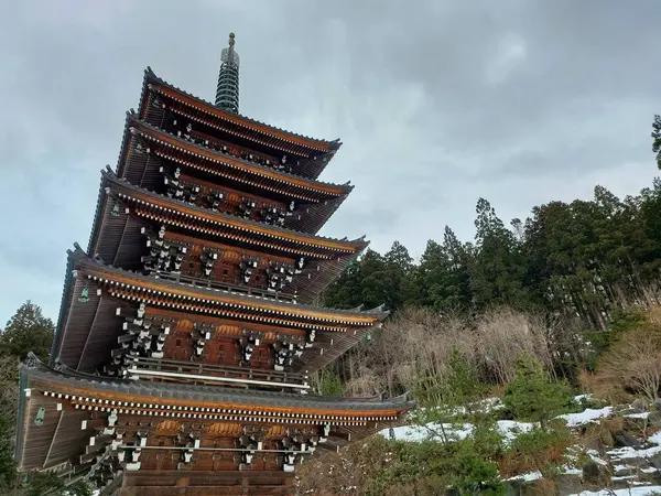 Aomori, Japonya - 19 Şubat 2024: Seiryu-ji Tapınağındaki ahşap tapınak